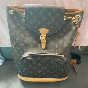 Montsouris Louis Vuitton Bookbag